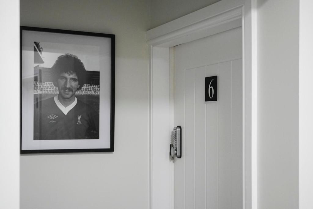 ליברפול The Boot Rooms Anfield מראה חיצוני תמונה